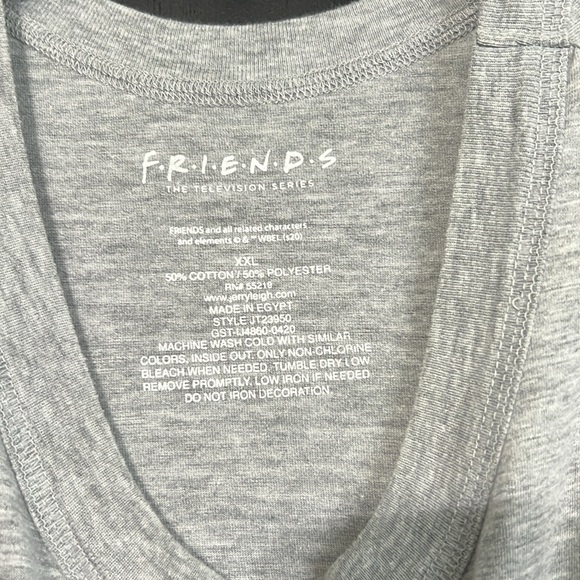 FRIENDS Muscle Shirt - Picture 2 of 2